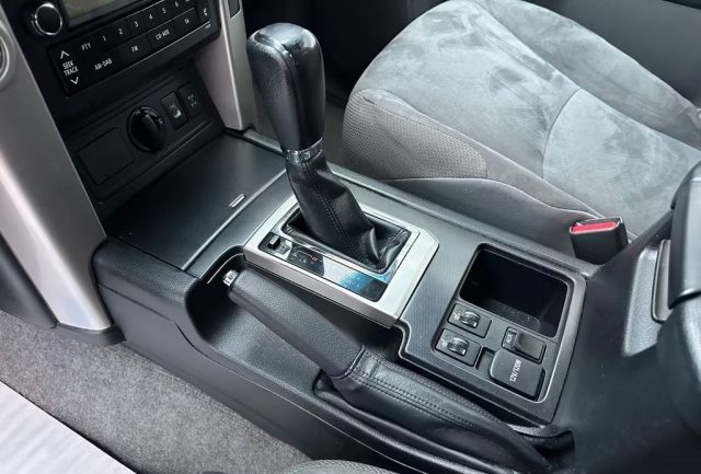 TOYOTA Land Cruiser usata, con Vetri oscurati