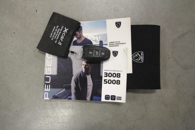 PEUGEOT 3008 usata, con Sistema di navigazione