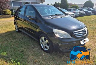 MERCEDES-BENZ B 180 usata, con Airbag laterali