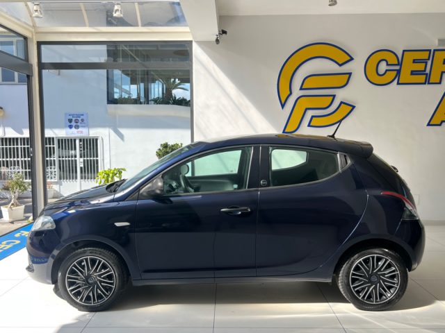 LANCIA Ypsilon usata, con Airbag