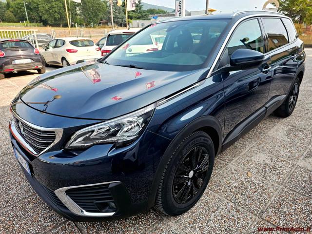 PEUGEOT 5008 usata, con Airbag