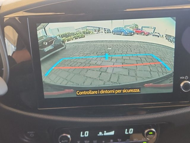 TOYOTA Aygo X usata, con Sistema di navigazione