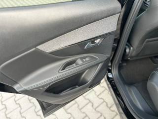 PEUGEOT 3008 usata, con USB