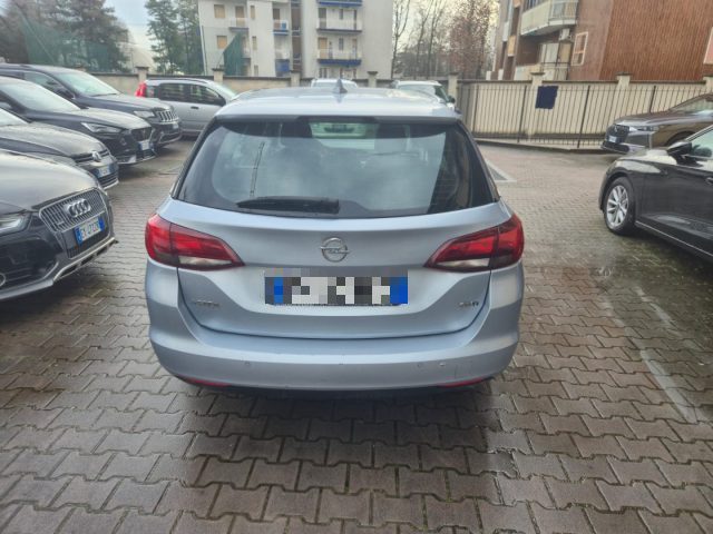 OPEL Astra usata, con Alzacristalli elettrici