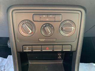 VOLKSWAGEN Maggiolino usata, con Isofix