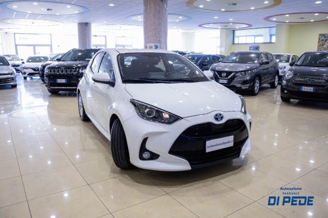 TOYOTA Yaris usata, con Autoradio