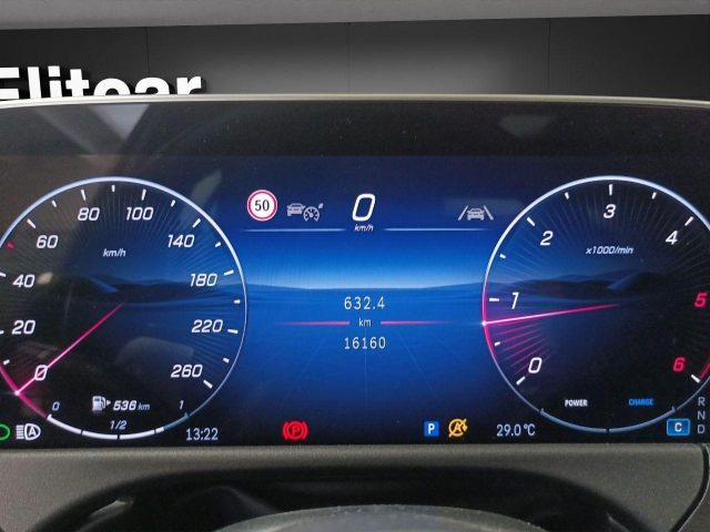 MERCEDES-BENZ E 220 usata, con Sedili riscaldati