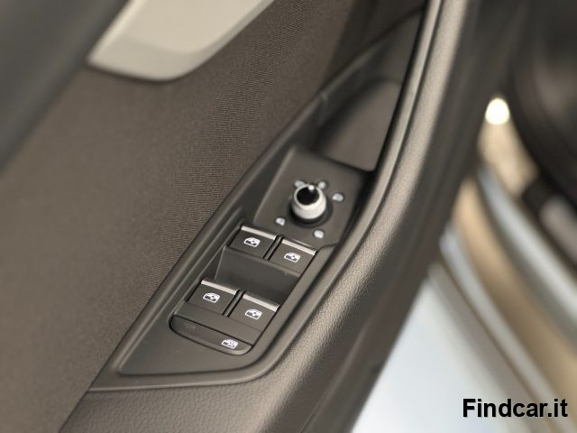 AUDI A4 usata, con Park Distance Control