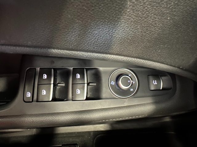 ALFA ROMEO Stelvio usata, con Isofix