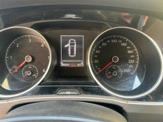 VOLKSWAGEN Touran usata, con Servosterzo