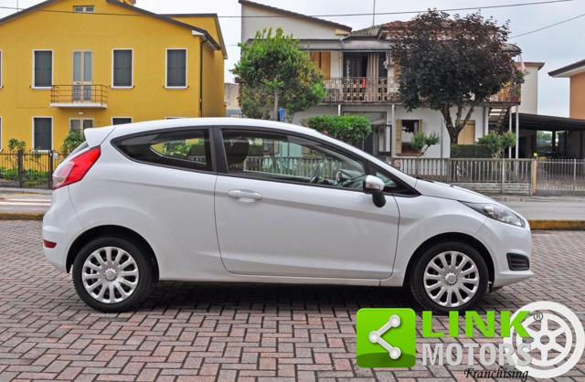FORD Fiesta usata, con Autoradio