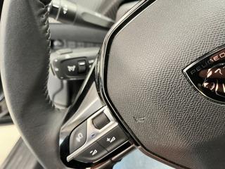 PEUGEOT 2008 usata, con Park Distance Control