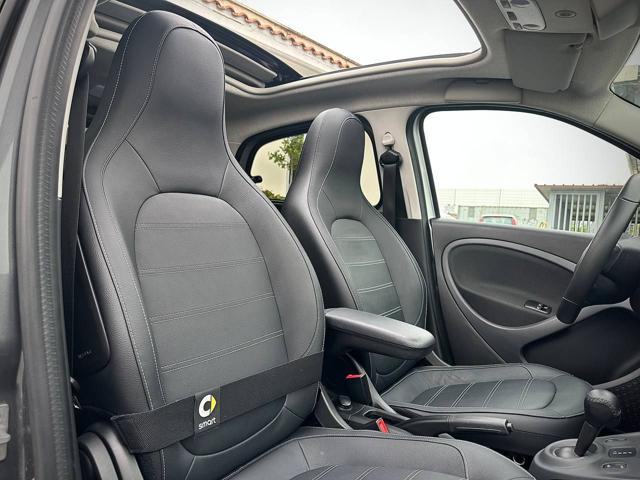 SMART ForFour usata, con Bluetooth