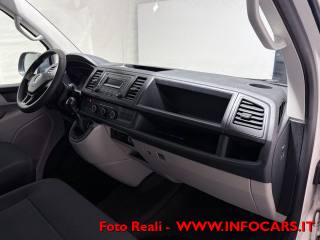 VOLKSWAGEN Caravelle usata, con Vivavoce