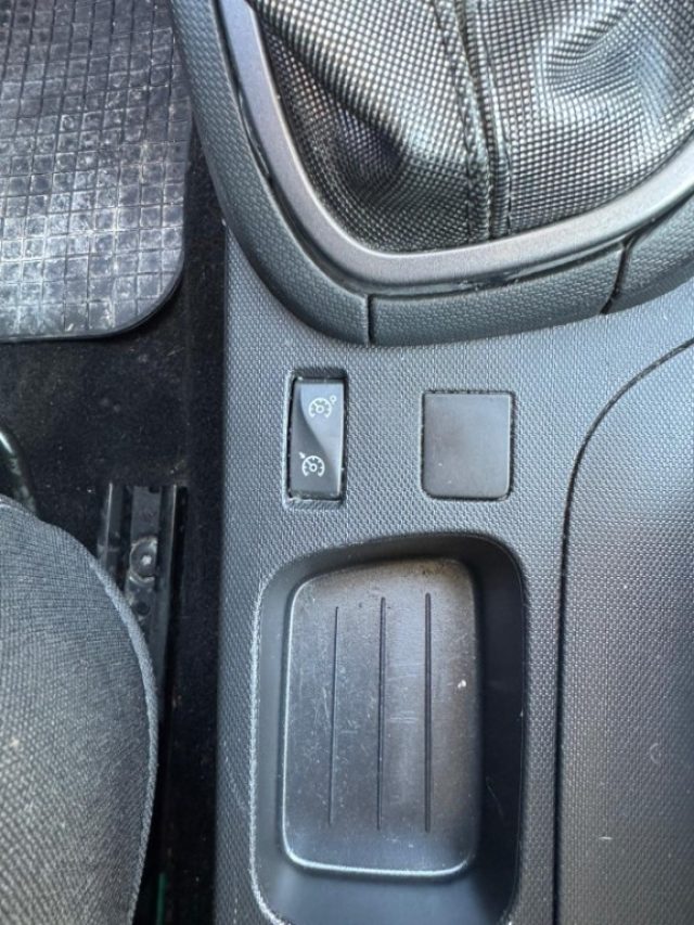 RENAULT Clio usata, con Volante multifunzione
