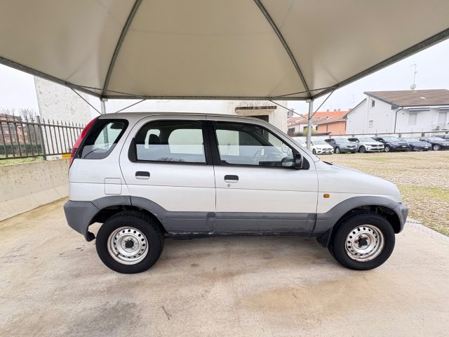 DAIHATSU Terios usata 40