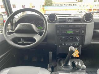 LAND ROVER Defender usata 18