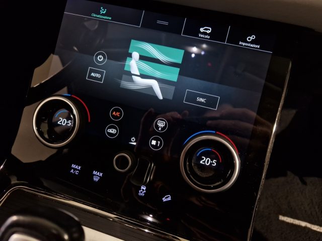 LAND ROVER Range Rover Evoque usata, con Sistema di navigazione