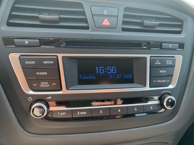 HYUNDAI i20 usata, con Controllo elettronico della corsia