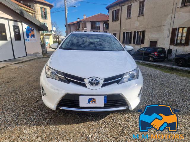 TOYOTA Auris usata, con Airbag
