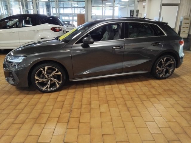 AUDI A3 usata, con Autoradio