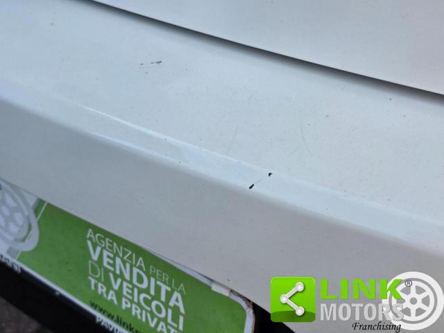 MAZDA 3 usata, con Sedile posteriore sdoppiato