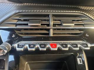 PEUGEOT 208 usata, con Cronologia tagliandi