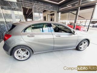 MERCEDES-BENZ A 180 usata, con Alzacristalli elettrici