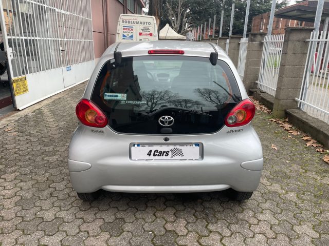TOYOTA Aygo usata, con Chiusura centralizzata