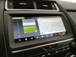 JAGUAR E-Pace usata, con Specchietti laterali elettrici