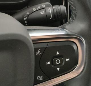 VOLVO XC40 usata, con Volante in pelle