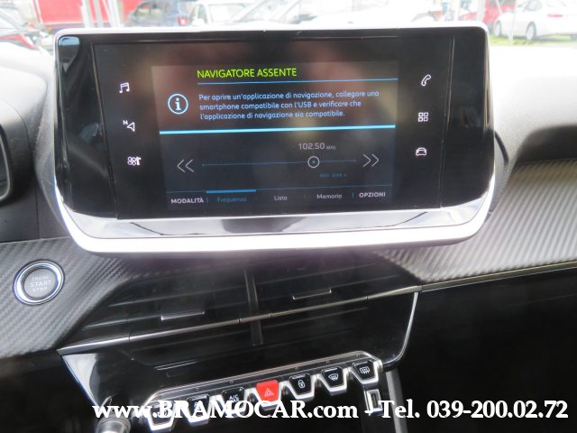 PEUGEOT 208 usata, con USB
