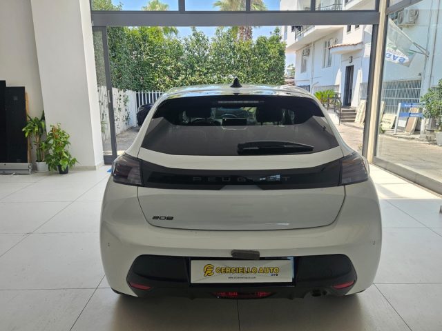 PEUGEOT 208 usata, con Autoradio