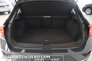 VOLKSWAGEN T-Roc usata, con Autoradio digitale
