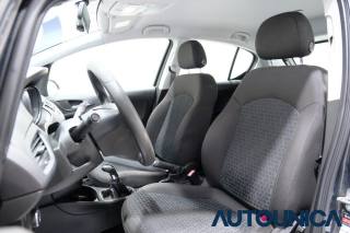 OPEL Corsa usata, con Autoradio