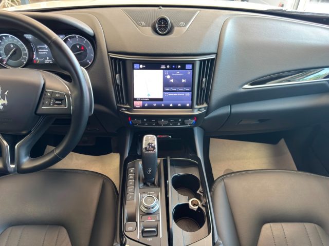 MASERATI Levante usata, con Controllo automatico clima