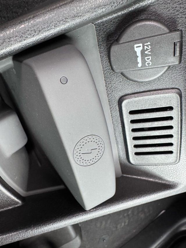 LANCIA Ypsilon usata, con Controllo automatico clima