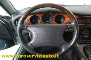 JAGUAR XJ usata, con Fendinebbia