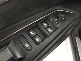 PEUGEOT 3008 usata, con USB