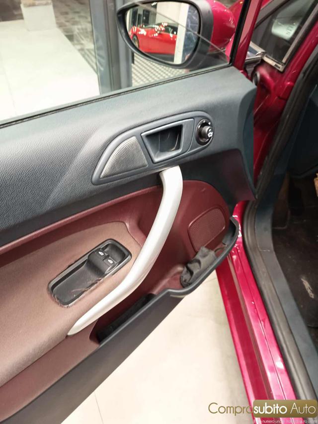 FORD Fiesta usata 10