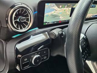MERCEDES-BENZ A 200 usata, con Fari LED