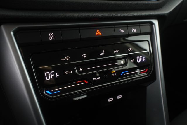 VOLKSWAGEN T-Roc usata 17