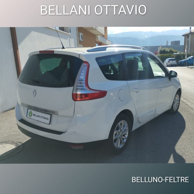 RENAULT Scenic usata, con Autoradio