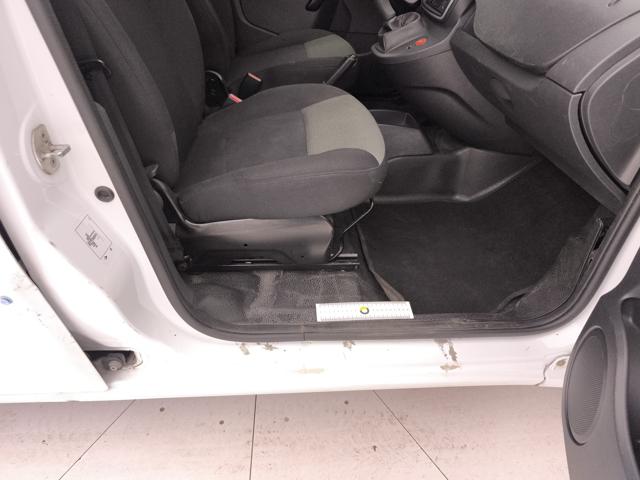 RENAULT Kangoo usata 45