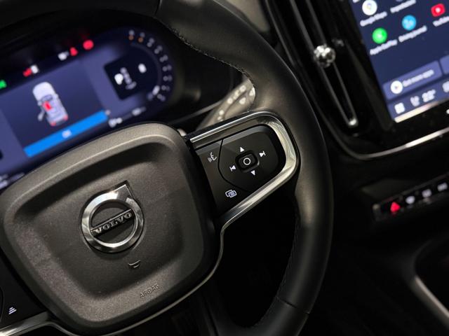 VOLVO XC40 usata, con USB