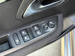 PEUGEOT 208 usata, con ESP