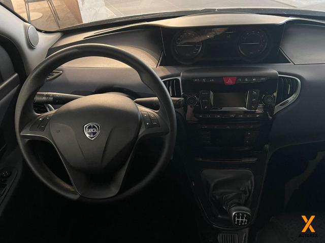 LANCIA Ypsilon usata, con Sedile posteriore sdoppiato