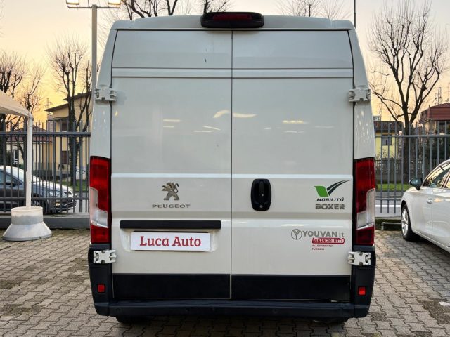 PEUGEOT Boxer usata, con Boardcomputer