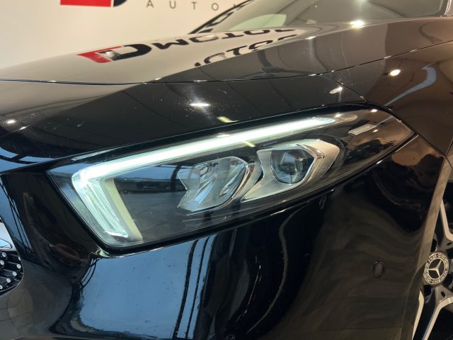 MERCEDES-BENZ A 220 usata, con Cronologia tagliandi