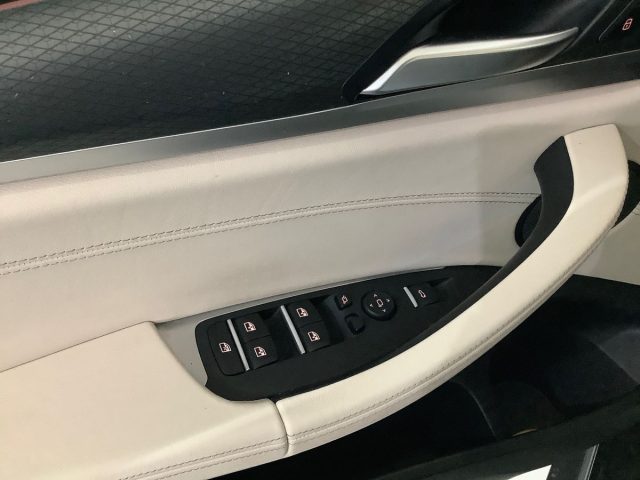 BMW X4 usata, con Autoradio digitale